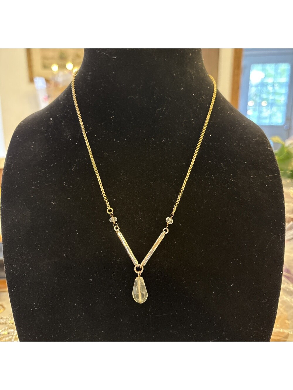 Vintage Banana Republic Antiqued Gold Tone Glass Bead Y Drop Necklace 20” Chain